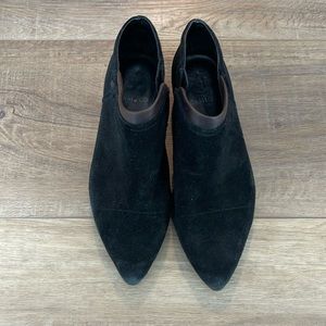 Vince Camuto Suede Shoes